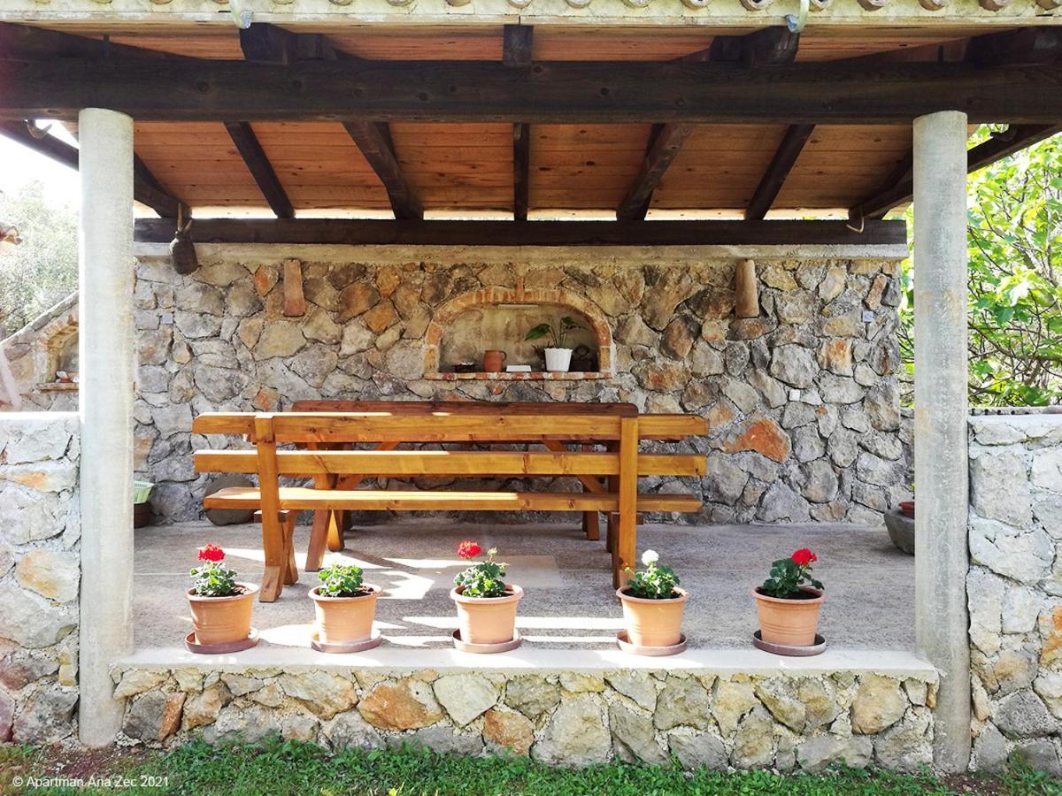 Apartments Zec Brzac Zewnętrze zdjęcie